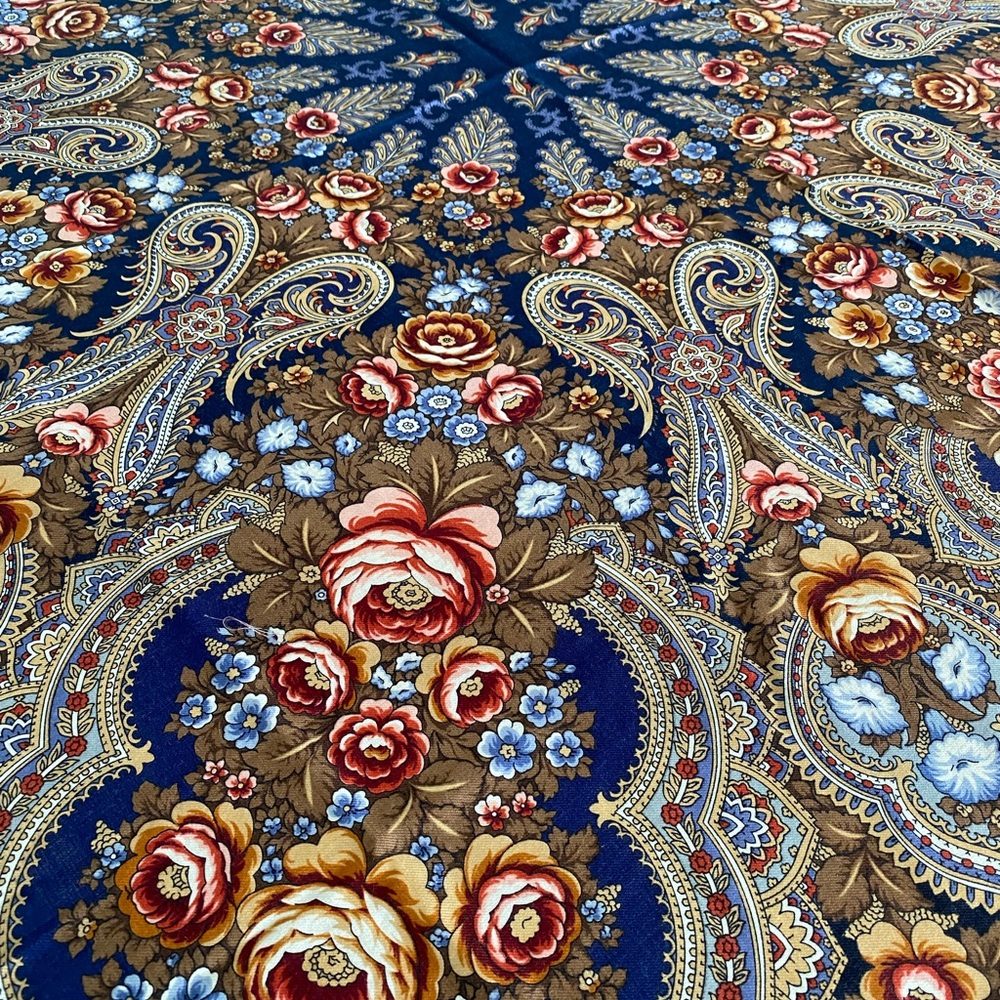 Huge Pavlovo Posad Russian Floral Patterned Scarf